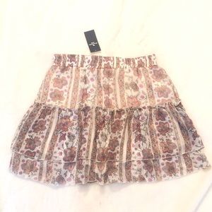 New with tags Abercrombie skirt.